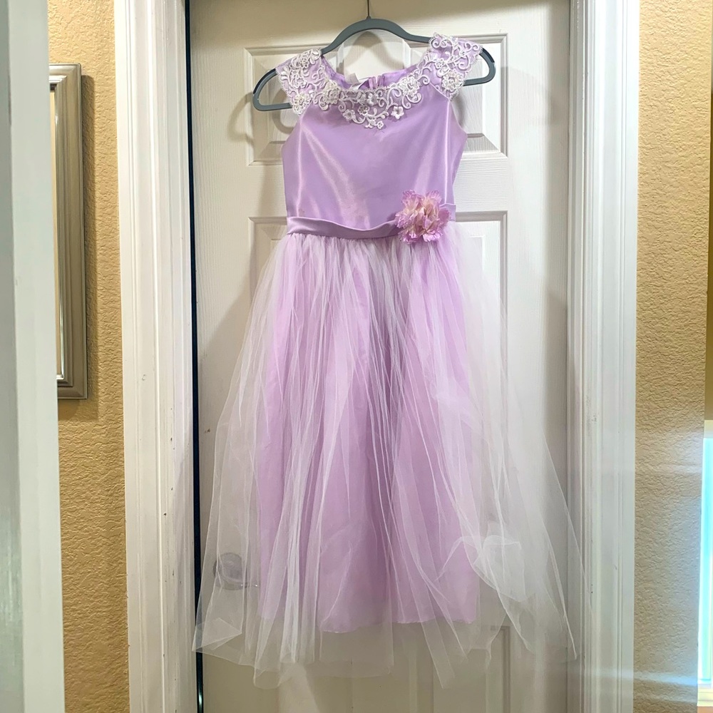 Perfect Lavender Easter Dress for your tween. Size 12